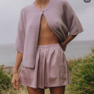 DAILY DRILLS Silky Shorts Lavender